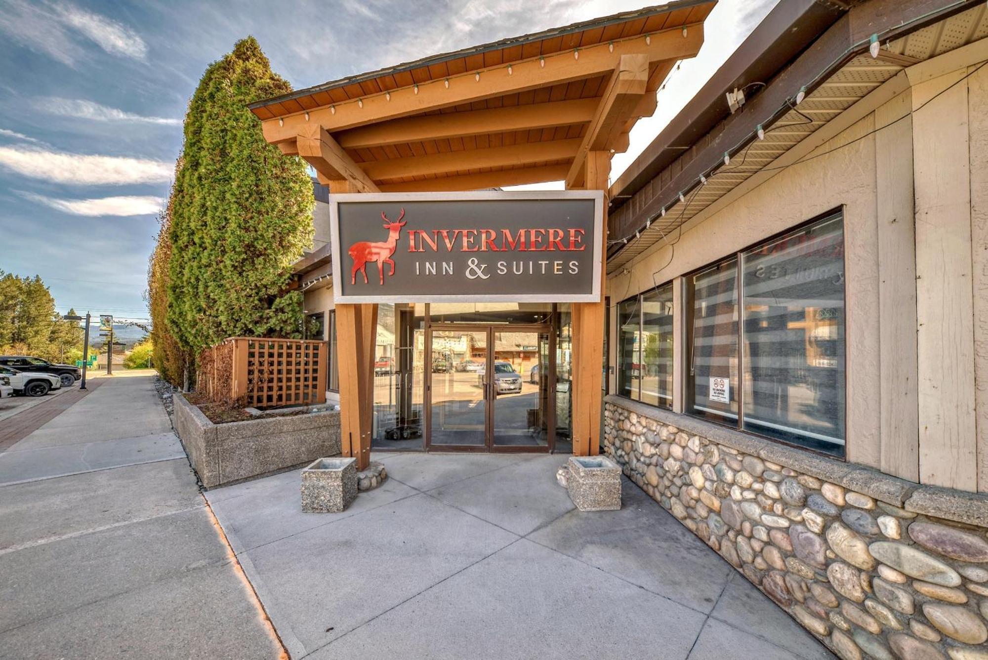 Invermere Inn & Suites Экстерьер фото